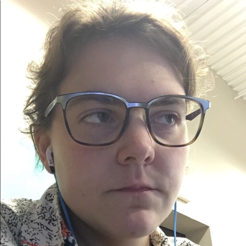 Meet your Posher, Kendra